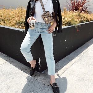 MOM JEANS HIGH WAISTED size 4